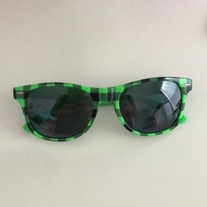 Green and black plaid square sunglasses